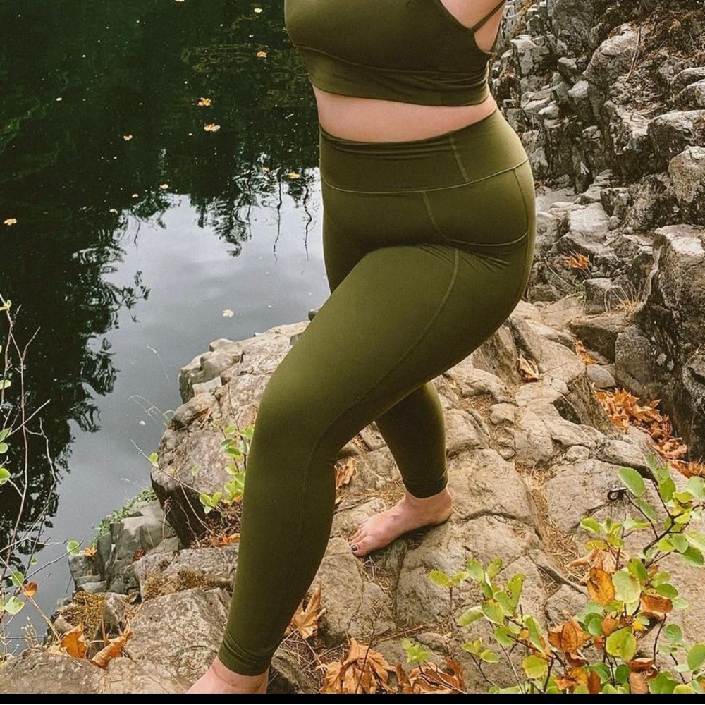 Buffbunny rosa pocket leggings grounded olive green